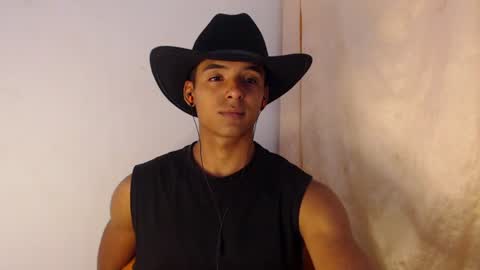 i  am lewis ly EDUARDO MEMDOZA15 online show from 07-12-26, 04:42