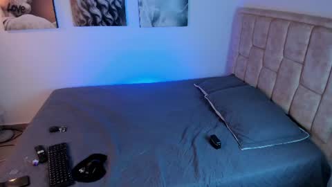 Snapshot of lex__miller chatting on 06-10-26, 04:12 lex__miller online show from 06-10-26, 04:12