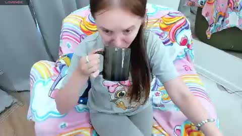 Snapshot of lexihoward chatting on 07-14-26, 06:40 Lexi online show from 07-14-26, 06:40
