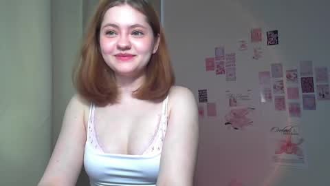 Snapshot of lexiie_fox chatting on 04-14-26, 12:00 lexiie fox online show from 04-14-26, 12:00