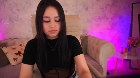 Lexi online show from 05-17-26, 06:22