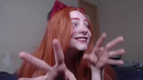 Snapshot of lexy_l0vy chatting on 10-31-25, 06:47 LexxxY online show from 10-31-25, 06:47