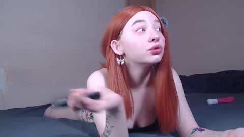 Snapshot of lexy_l0vy chatting on 11-17-25, 07:03 LexxxY online show from 11-17-25, 07:03