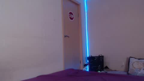 Snapshot of lexy_l0vy chatting on 04-05-26, 07:05 LexxxY online show from 04-05-26, 07:05