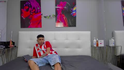 Snapshot of lia78couple chatting on 06-25-26, 08:24 lia78couple online show from 06-25-26, 08:24