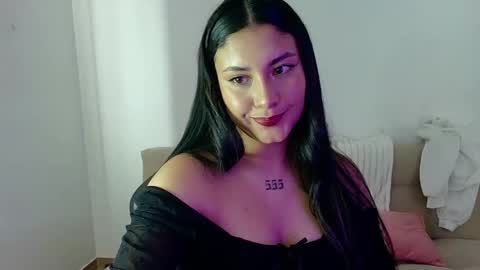 Snapshot of lia_14_ chatting on 05-29-26, 07:01 Lia online show from 05-29-26, 07:01