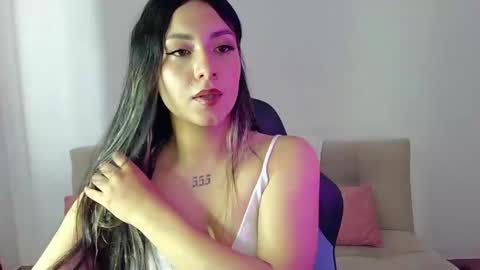 Snapshot of lia_14_ chatting on 06-06-26, 05:28 Lia online show from 06-06-26, 05:28