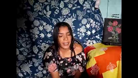 Snapshot of lia_hottie chatting on 01-08-26, 02:30 Lia online show from 01-08-26, 02:30