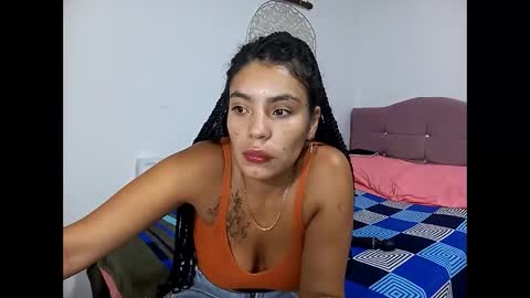 Snapshot of lia_hottie chatting on 04-15-26, 10:54 Lia online show from 04-15-26, 10:54