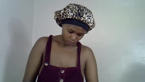 lia online show from 09-21-25, 12:34