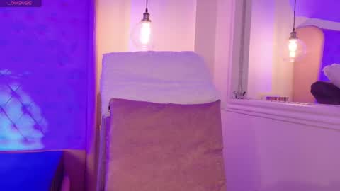 Lia cooper online show from 05-07-26, 04:23