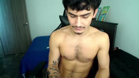 Snapshot of liaam1 chatting on 06-24-26, 01:54 LIAM online show from 06-24-26, 01:54