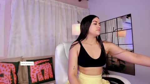Snapshot of liaamoon_ chatting on 05-02-26, 12:21 Lia online show from 05-02-26, 12:21