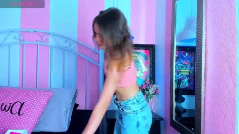 Snapshot of liah_grey8 chatting on 12-20-24, 09:06 ---Liah--- online show from 12-20-24, 09:06