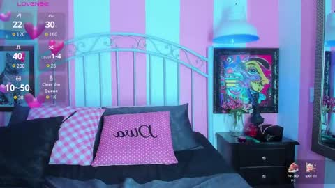 Snapshot of liah_grey8 chatting on 01-08-25, 12:49 ---Liah--- online show from 01-08-25, 12:49