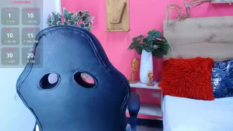 lia online show from 04-16-26, 07:03