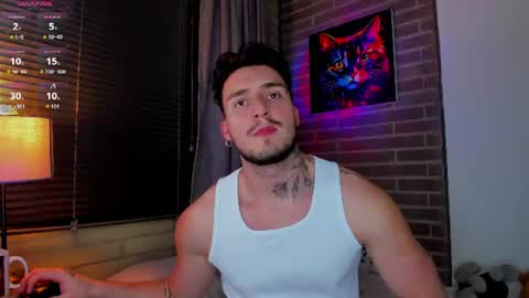 Snapshot of liam_oficial chatting on 07-01-26, 03:52 liam online show from 07-01-26, 03:52