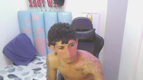Snapshot of liam_play chatting on 06-09-26, 04:57 LIAM online show from 06-09-26, 04:57