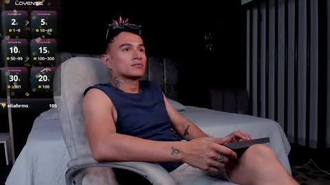 Snapshot of liamdeep_ chatting on 05-15-26, 11:01 LiamDeep online show from 05-15-26, 11:01