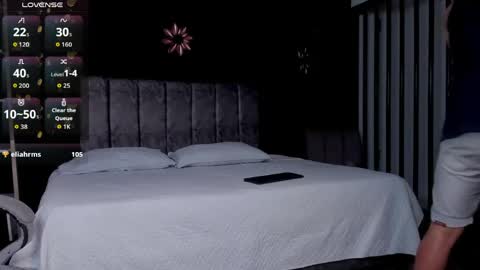 Snapshot of liamdeep_ chatting on 05-15-26, 11:23 LiamDeep online show from 05-15-26, 11:23