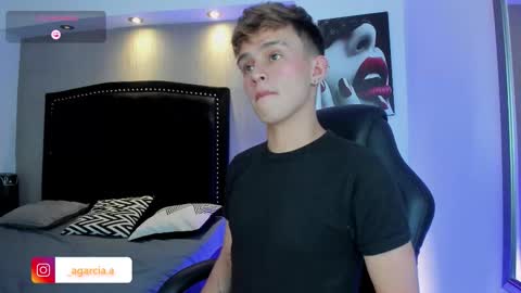 liam online show from 03-28-26, 04:56