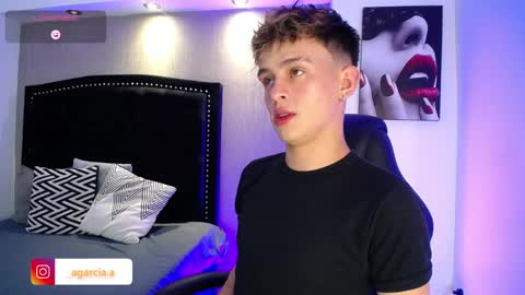 liam online show from 04-09-26, 04:45