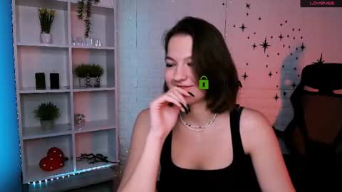 Snapshot of liana_best chatting on 06-30-26, 10:55 Li online show from 06-30-26, 10:55