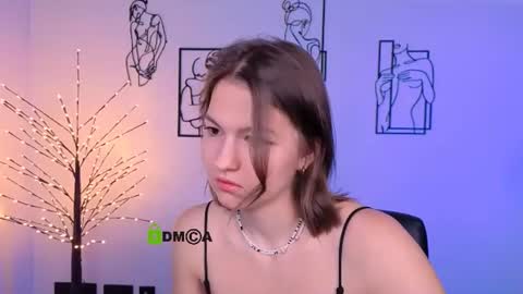 Snapshot of liana_best chatting on 07-18-26, 09:24 Li online show from 07-18-26, 09:24