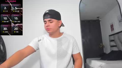 Snapshot of lianfox_ chatting on 06-23-26, 12:36 lianfox_ online show from 06-23-26, 12:36