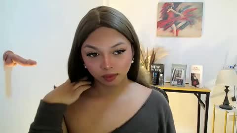 Snapshot of lianna_fox69 chatting on 05-14-26, 04:30 CALL ME LIANNA online show from 05-14-26, 04:30