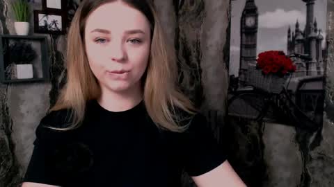 Liara online show from 05-04-26, 07:37