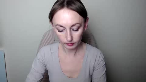 Lia online show from 03-22-26, 12:41