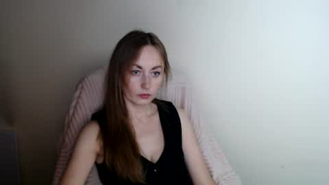 Snapshot of liasais_ chatting on 06-19-26, 11:14 Lia online show from 06-19-26, 11:14