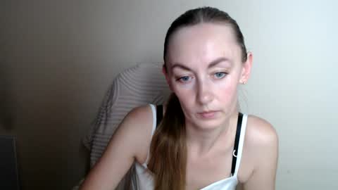 Snapshot of liasais_ chatting on 06-27-26, 11:59 Lia online show from 06-27-26, 11:59