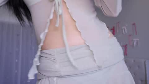 Lia online show from 05-18-26, 02:51