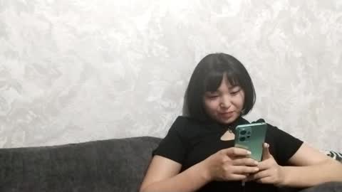 Molly online show from 05-28-26, 05:32