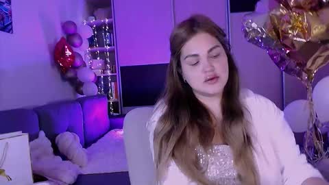 libra_mia online show from 11-04-25, 02:54