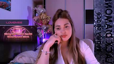 libra_mia online show from 11-24-25, 04:40