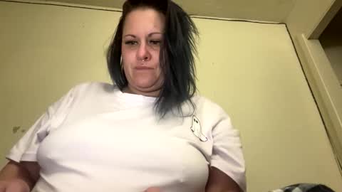 AllieAustyn online show from 01-08-25, 05:59