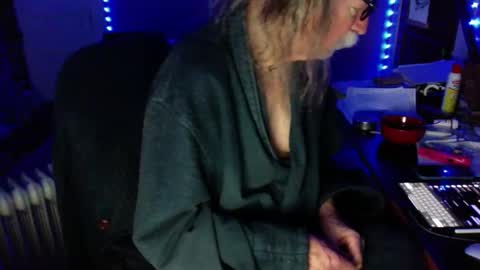 LickYourYoni online show from 12-04-25, 03:43