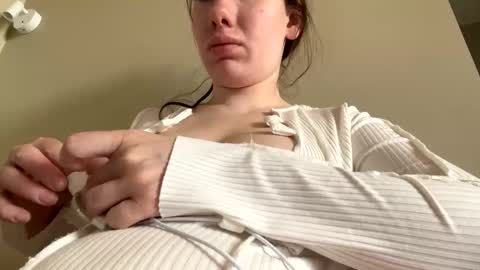 liissa207673 online show from 06-08-26, 03:07