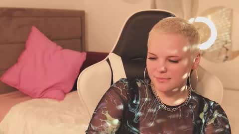 likaaberry online show from 02-28-26, 02:29