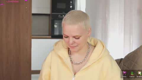 likaaberry online show from 04-13-26, 04:23