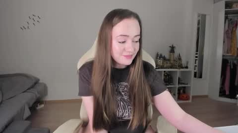 for free registration 3  online show from 11-30-25, 04:44