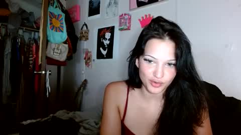 lil_luluvert online show from 04-11-26, 03:22