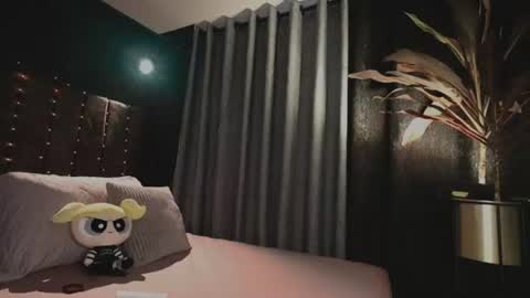 Snapshot of lil_morgan chatting on 06-22-26, 06:27 Morgan online show from 06-22-26, 06:27