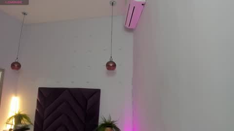 lila bailey  online show from 01-06-26, 07:39