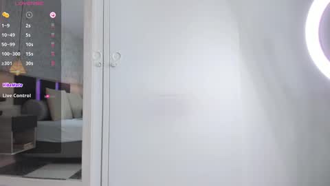 Snapshot of lili_foxy chatting on 01-24-25, 12:20 lili online show from 01-24-25, 12:20