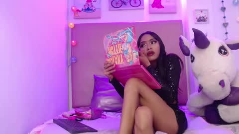 lili_roussi online show from 02-07-26, 10:35