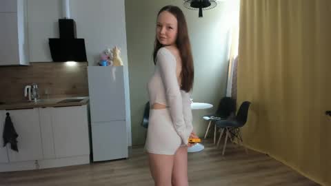 Snapshot of liliangaye chatting on 06-07-26, 10:30 liliangaye online show from 06-07-26, 10:30